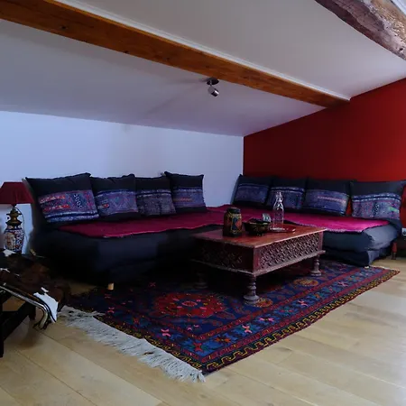 Origines Guest house *